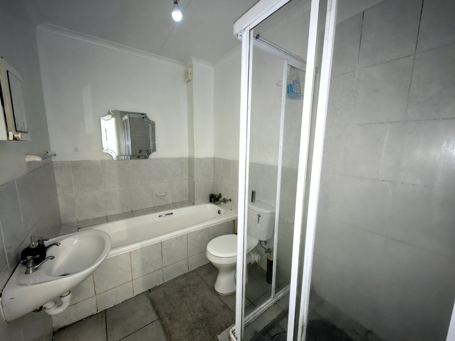 2 Bedroom Property for Sale in Parklands Western Cape